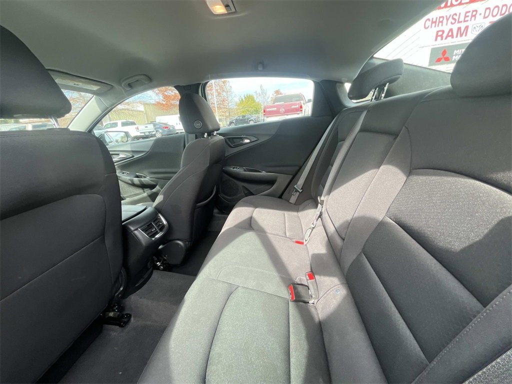 Used 2024 Chevrolet Malibu LT image 13