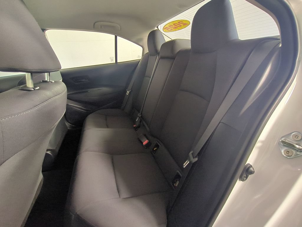 Used 2025 Toyota Corolla LE FWD image 19