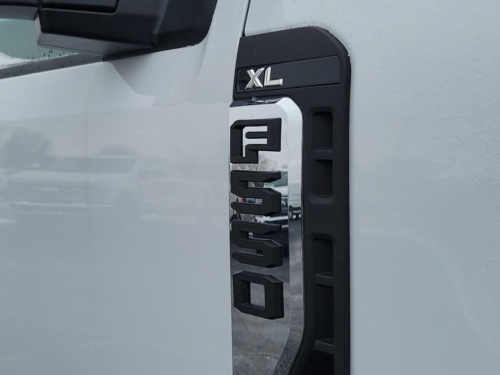 New 2026 Ford F550 4x4 Regular Cab Super Duty image 8