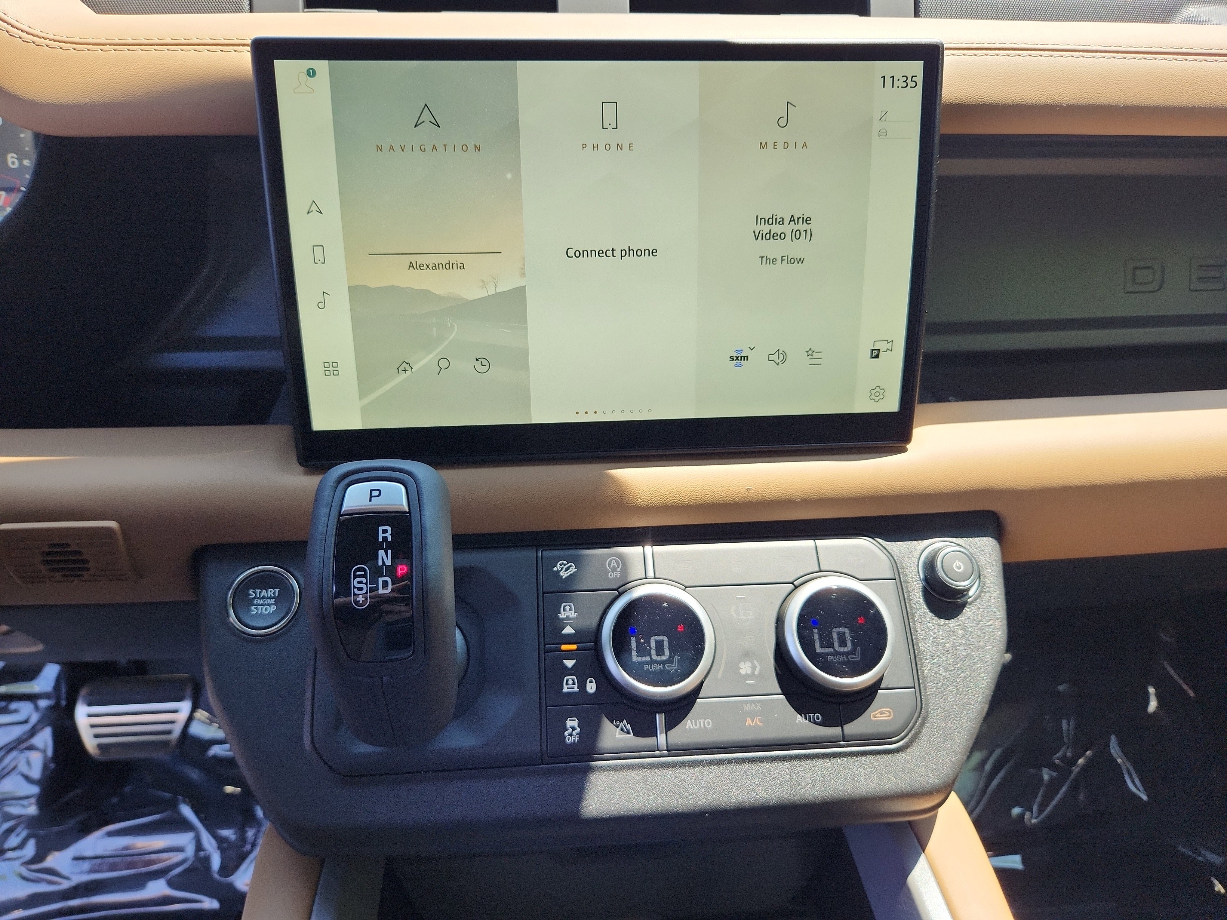 Used 2025 Land Rover Defender 130 V8 image 15