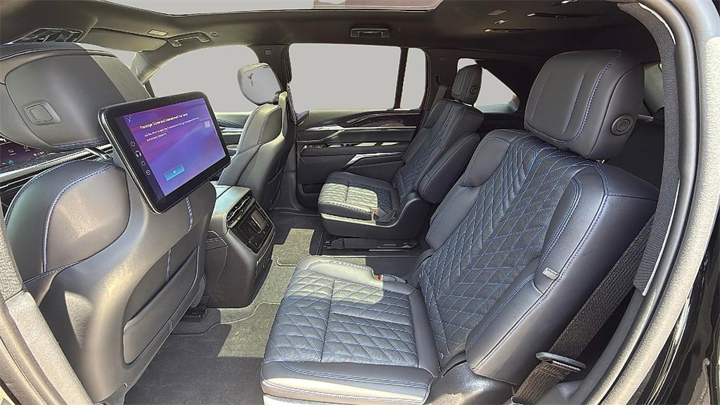 New 2025 Cadillac Escalade IQ Sport 1 w/ Smart Trailering package image 10