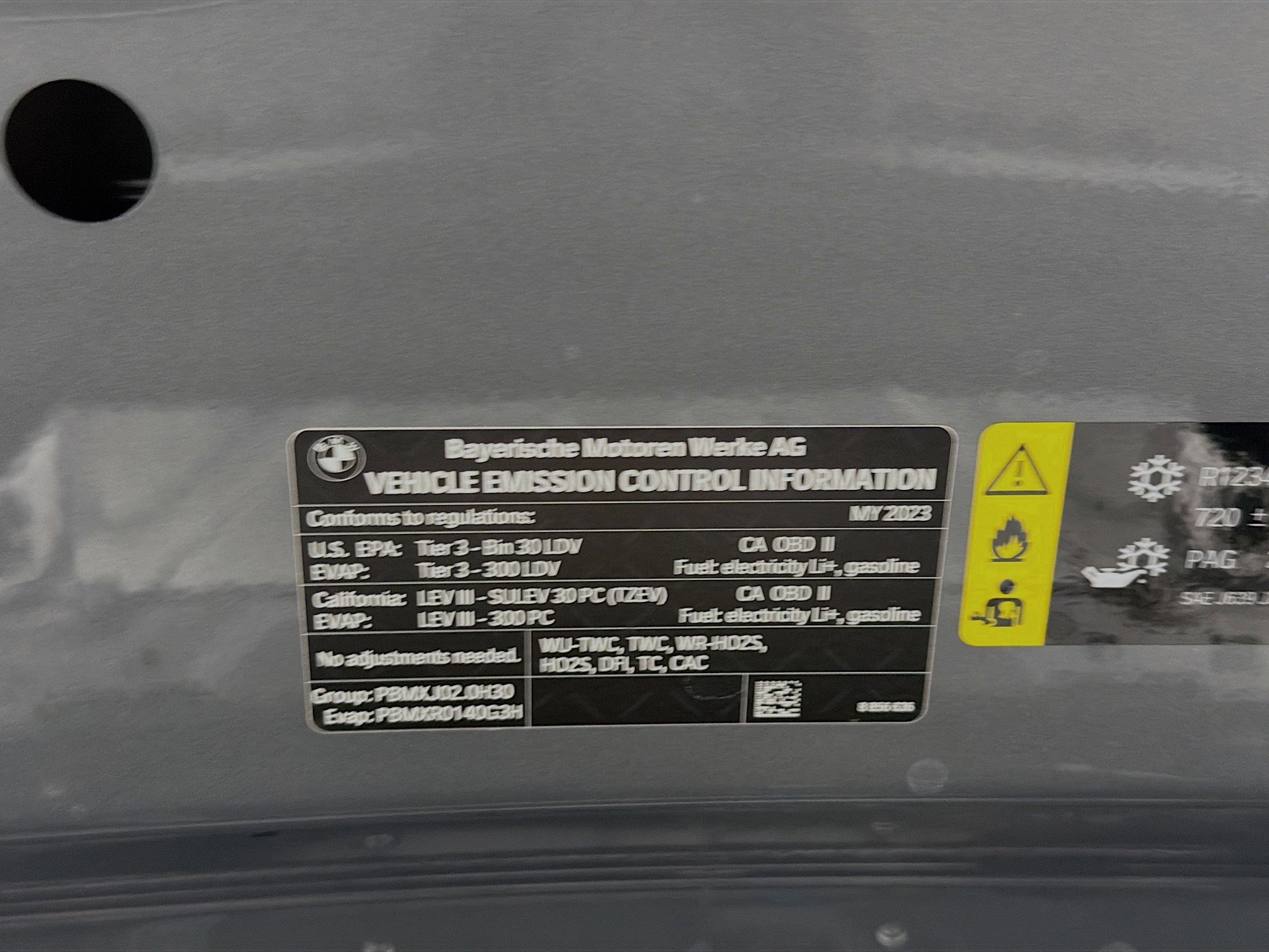 Used 2023 BMW 330e w/ Driving Assistance Package image 17