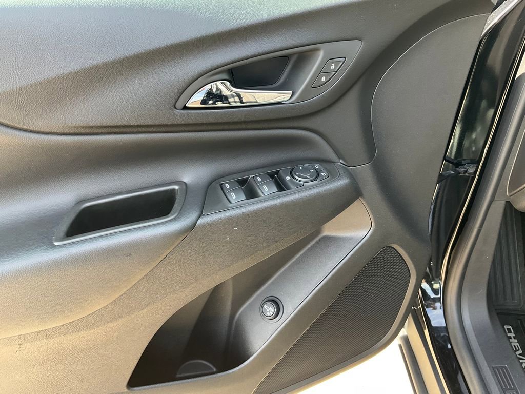 Used 2024 Chevrolet Equinox LT image 17