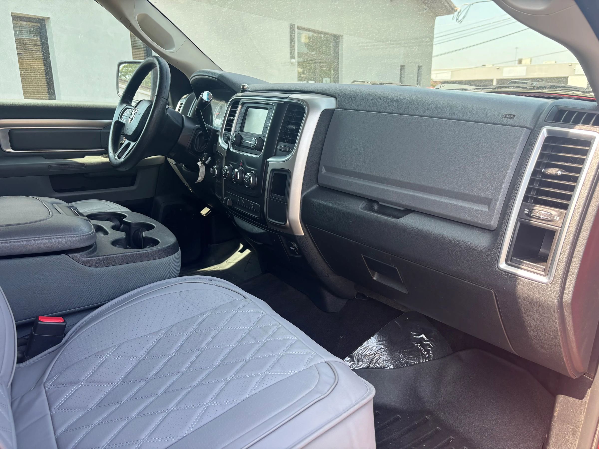 Used 2017 RAM 2500 SLT image 12