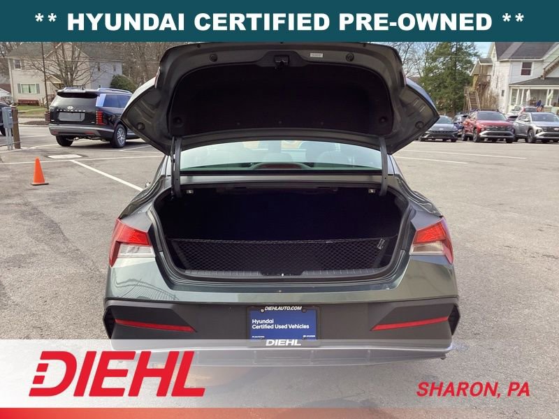 Used 2024 Hyundai Elantra SE image 11