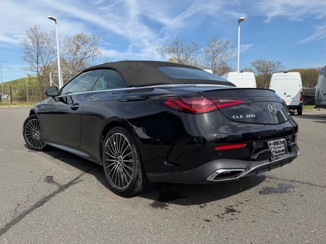 Used 2025 Mercedes-Benz CLE 300 4MATIC Cabriolet image 5