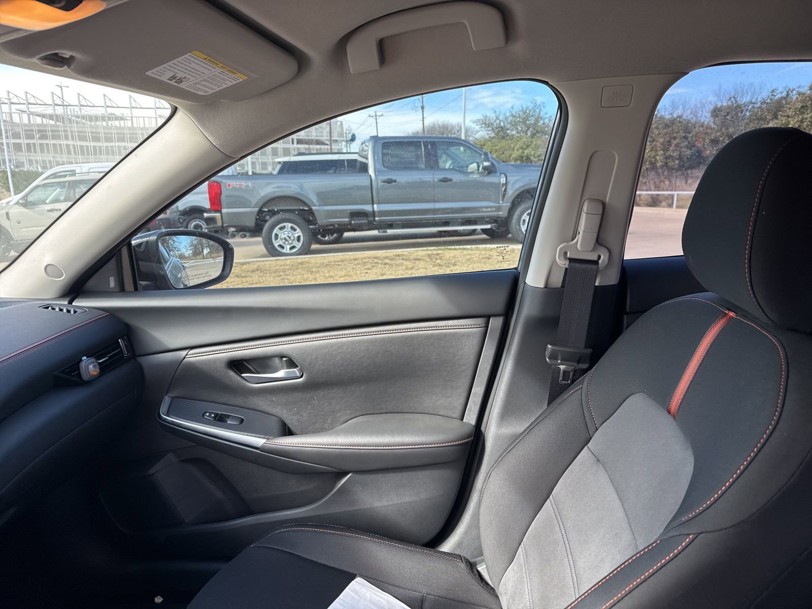 Certified 2025 Nissan Sentra SR image 14