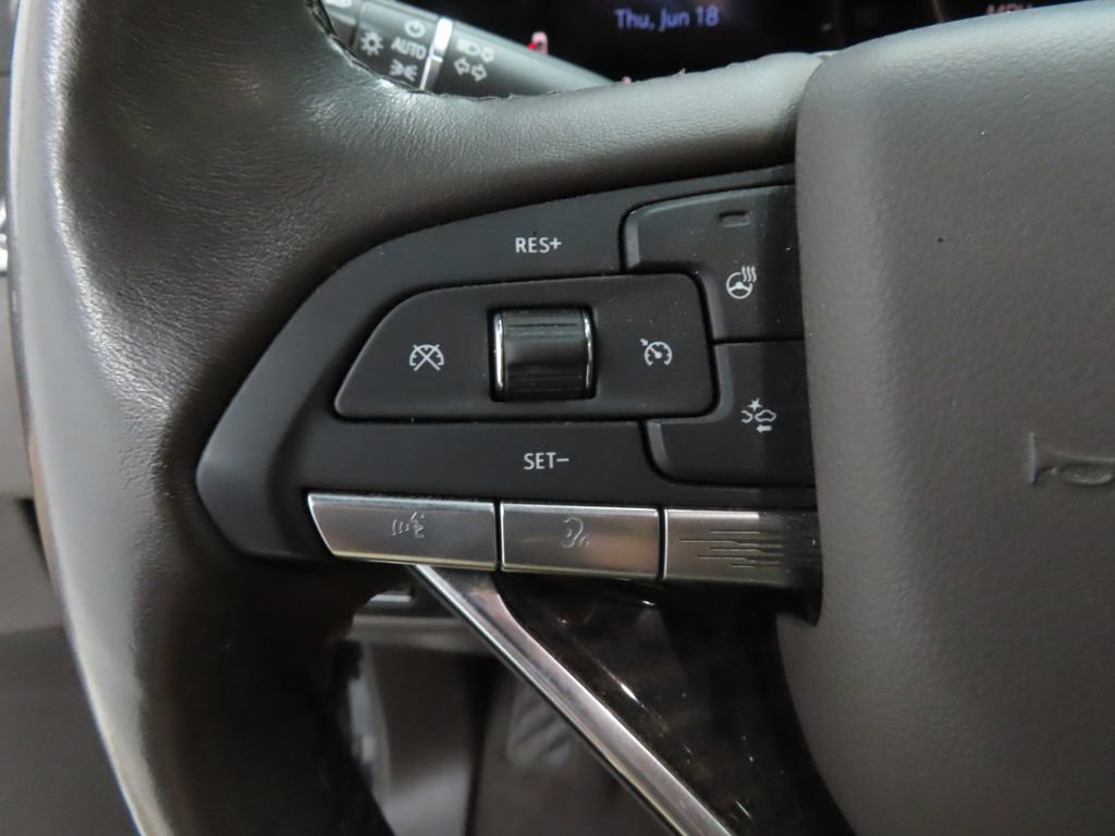 Used 2023 Cadillac Escalade Sport AWD/4WD image 11