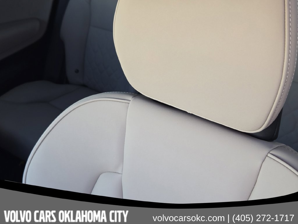 Used 2026 Volvo XC90 B6 Plus AWD/4WD image 14