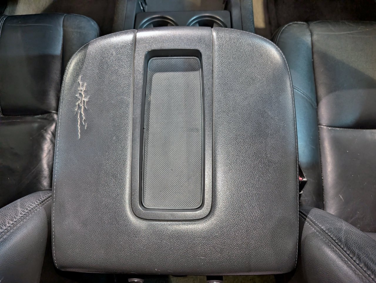 Used 2014 Chevrolet Suburban LT AWD/4WD image 42
