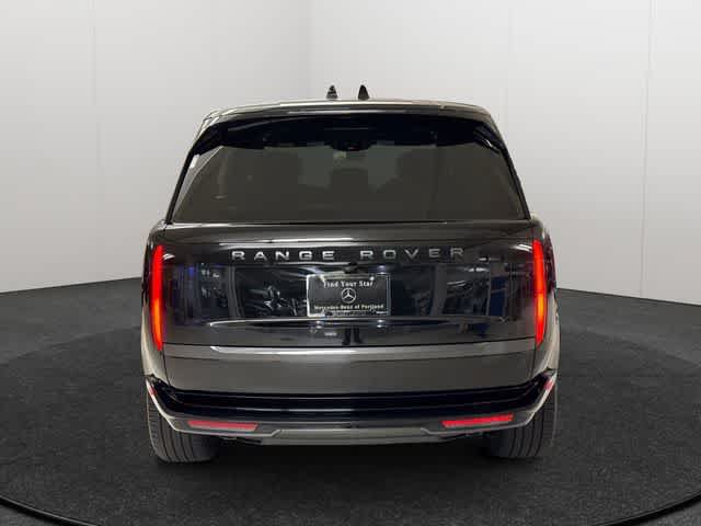 Used 2025 Land Rover Range Rover SE AWD/4WD image 6