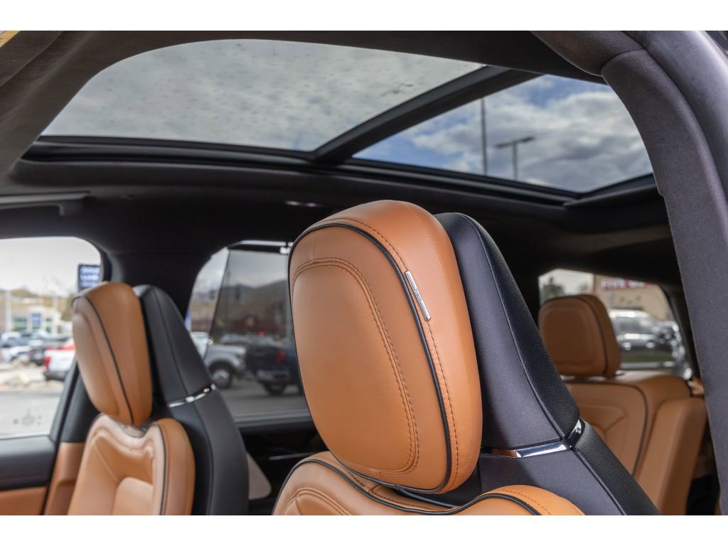 Used 2022 Lincoln Aviator Black Label w/ Dynamic Handling Package image 18