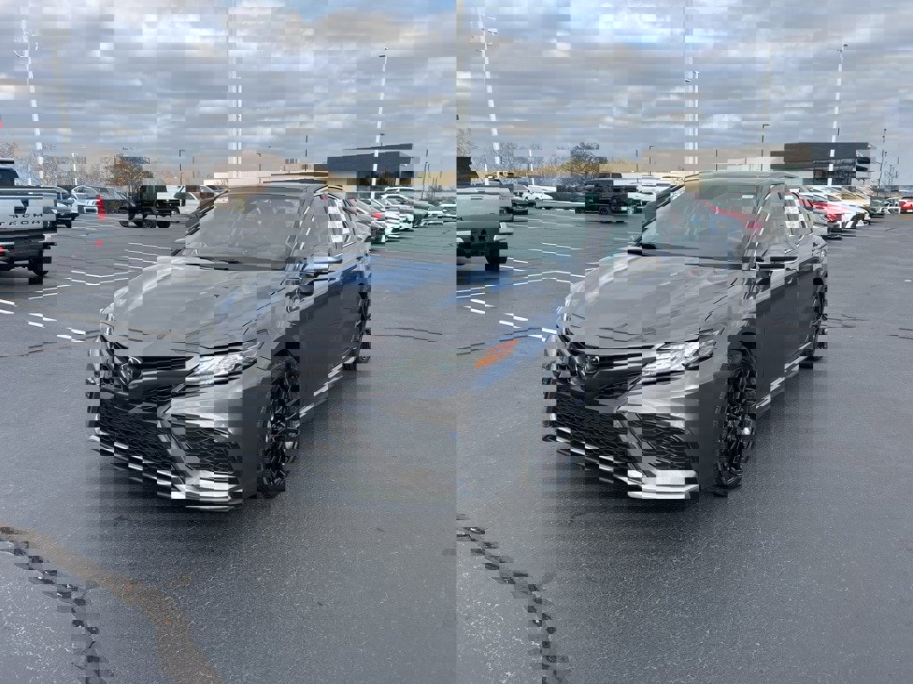 Used 2024 Toyota Camry XSE image 1