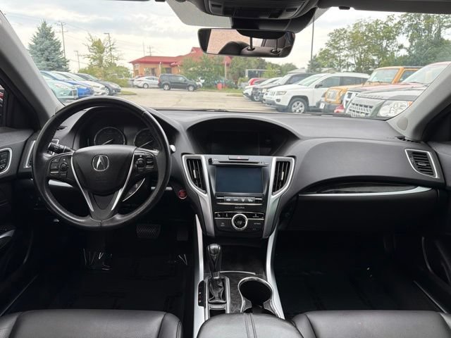 Used 2018 Acura TLX FWD image 7