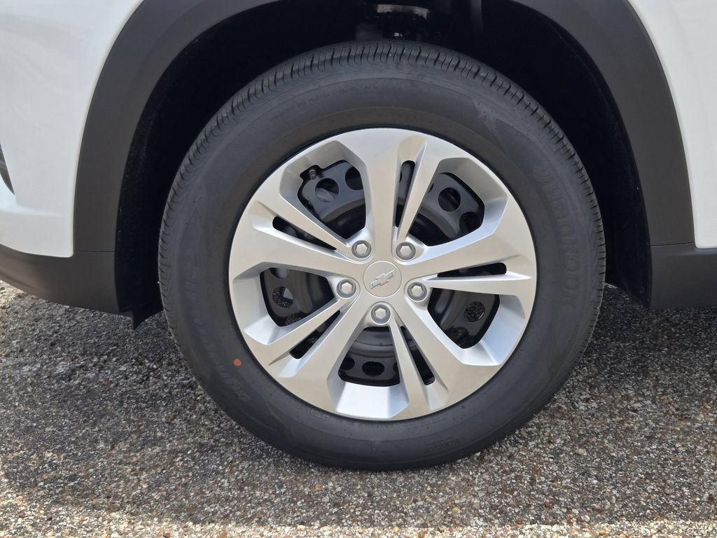 New 2026 Chevrolet Trax LS FWD image 14