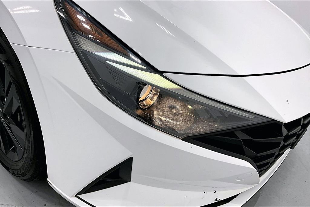 Used 2022 Hyundai Elantra Blue FWD image 36
