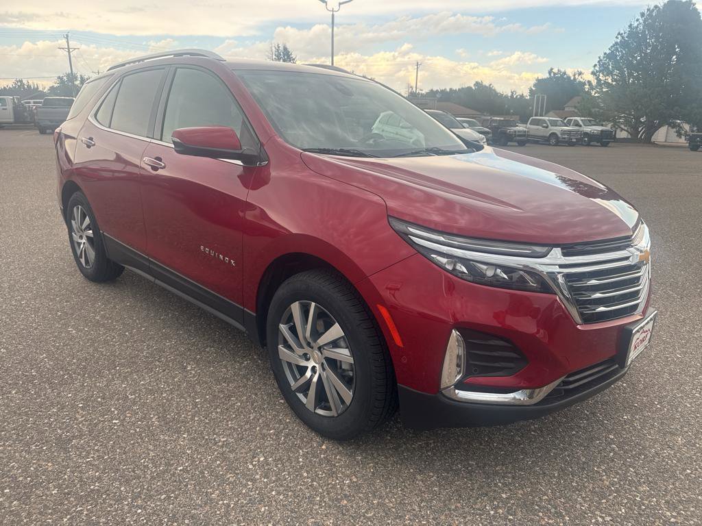 Used 2023 Chevrolet Equinox Premier image 4