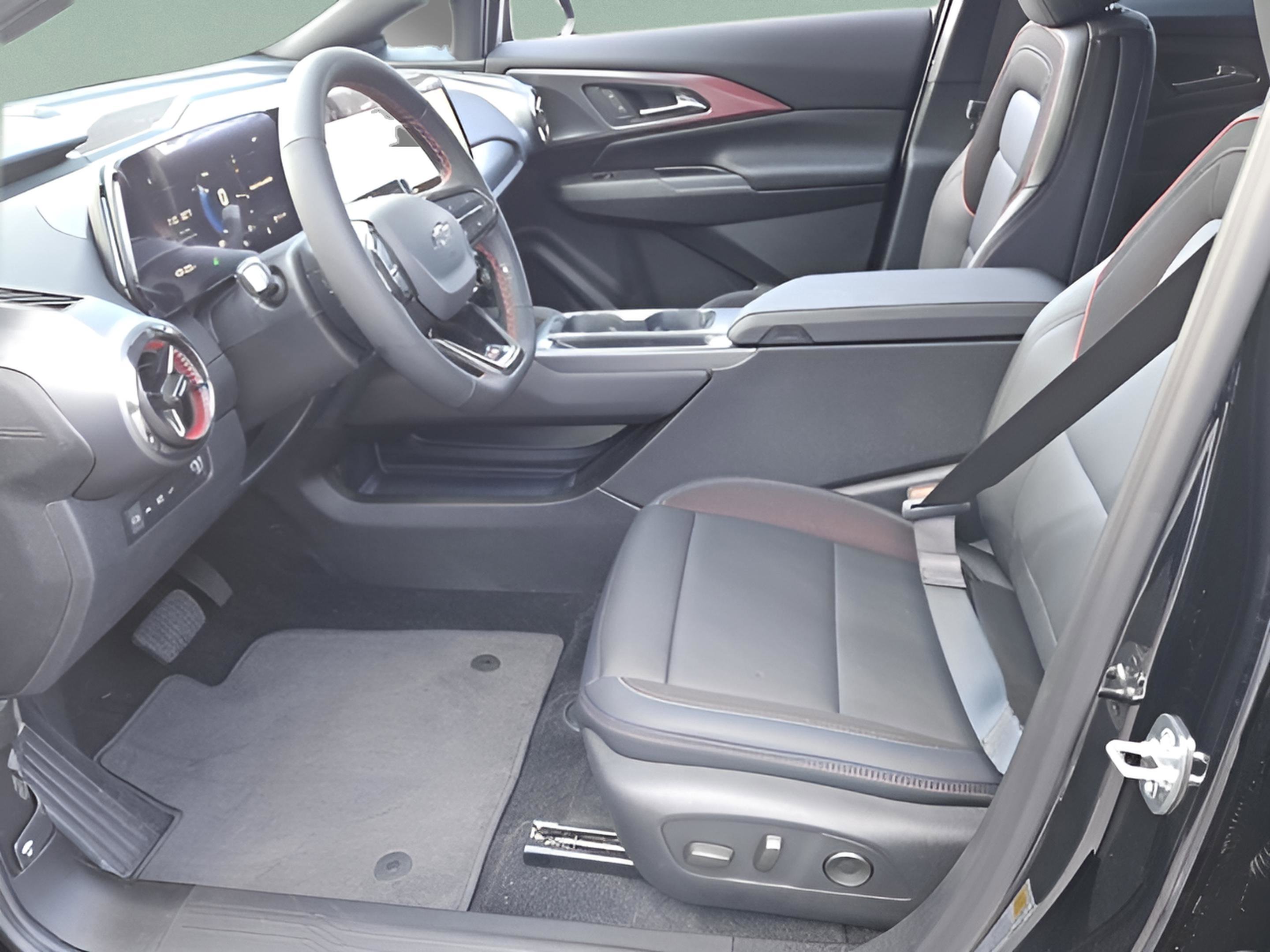 New 2025 Chevrolet Equinox EV RS image 5