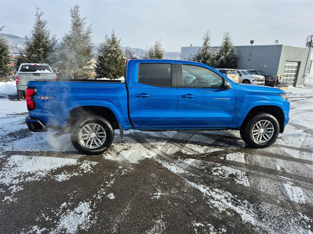 Used 2023 Chevrolet Colorado LT w/ LT Convenience Package II image 16