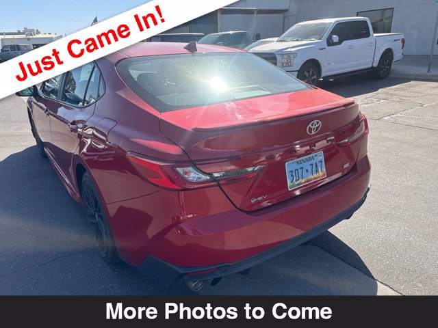 Used 2025 Toyota Camry SE FWD image 3