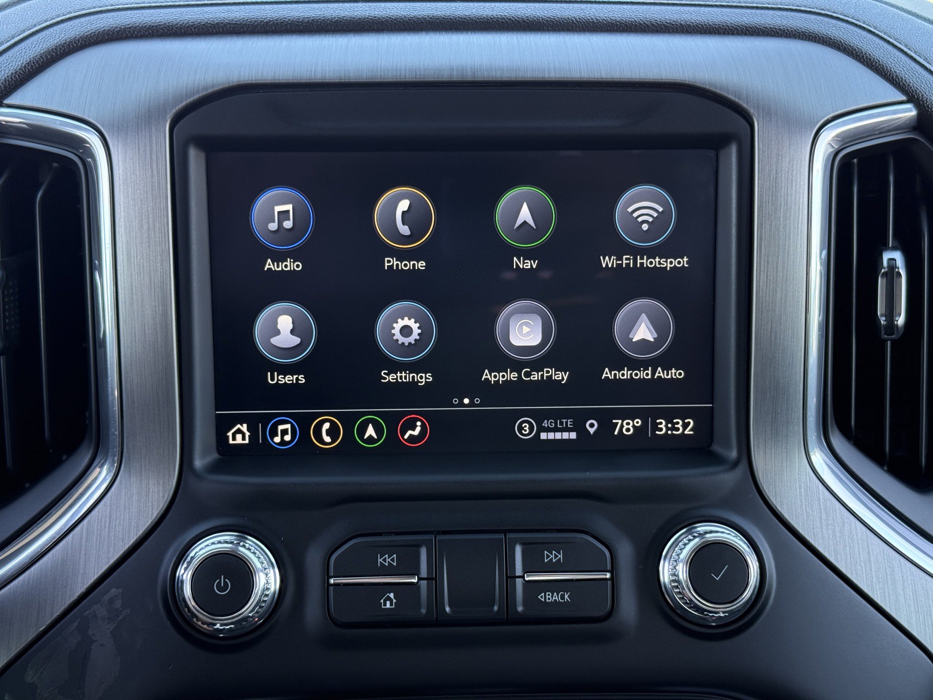 Used 2021 GMC Sierra 3500 Denali w/ Technology Package AWD/4WD image 16