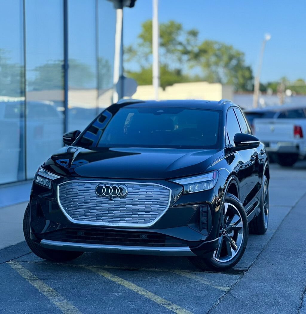 Used 2022 Audi Q4 e-tron Premium Plus w/ Premium Plus AWD/4WD image 30