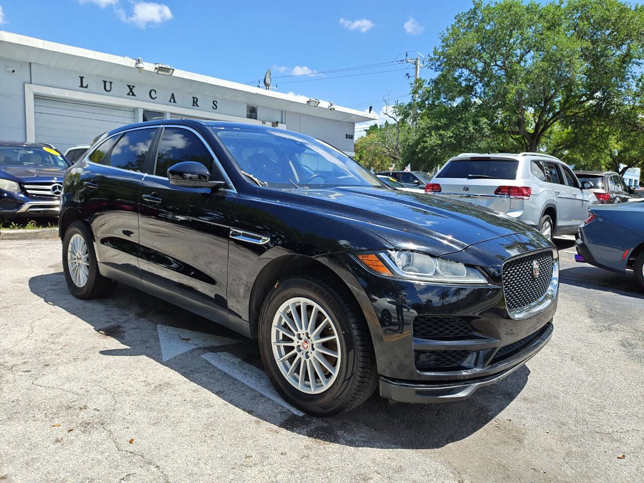 Used 2019 Jaguar F-PACE AWD/4WD image 12