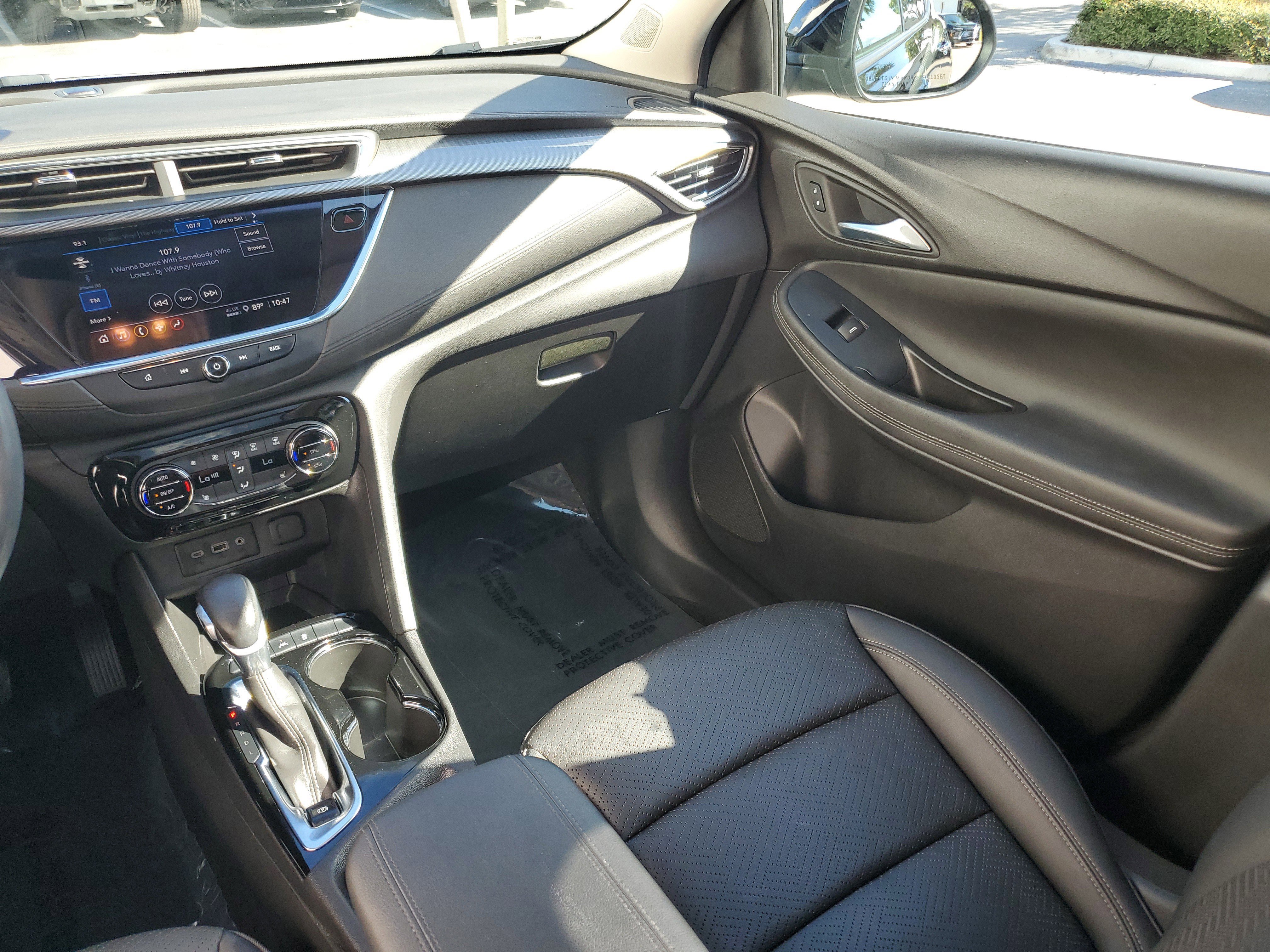 Used 2023 Buick Encore GX Essence w/ Experience Buick Package image 15