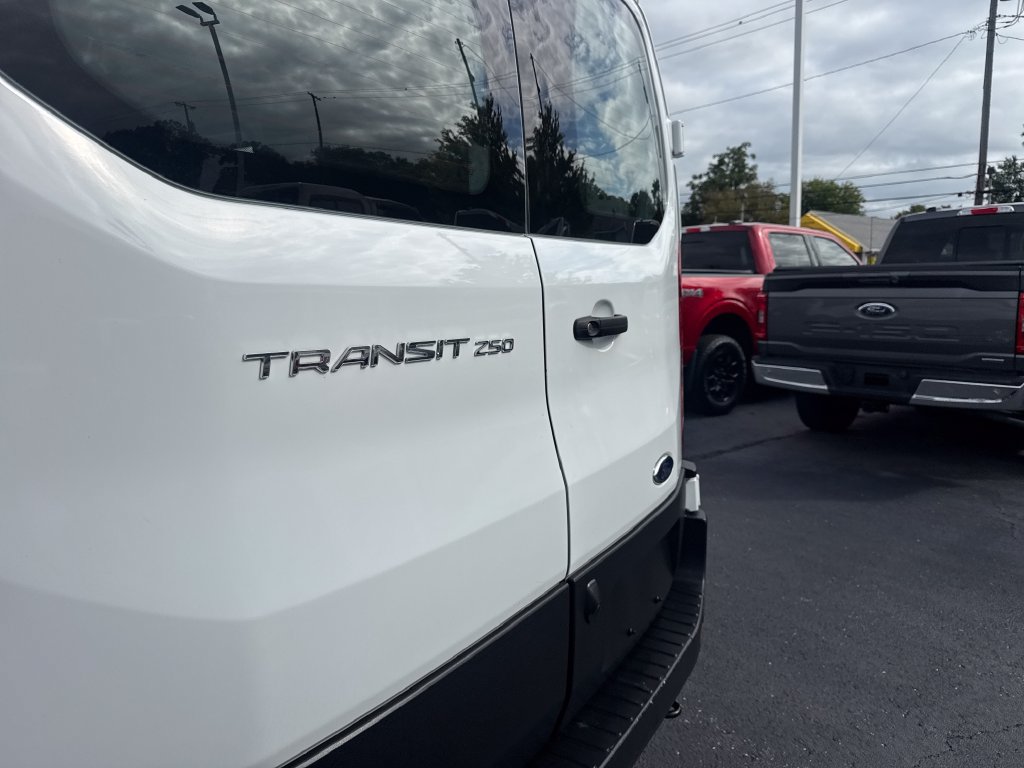Used 2025 Ford Transit 250 Low Roof w/ Exterior Upgrade Package RWD image 12