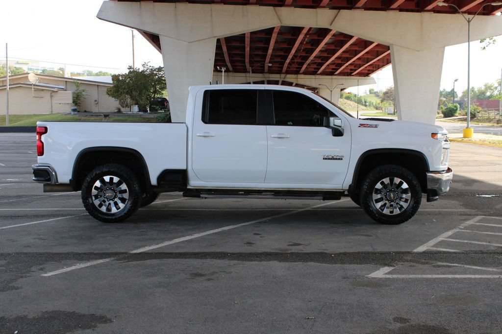 Used 2022 Chevrolet Silverado 2500 LT w/ Texas Edition AWD/4WD image 5