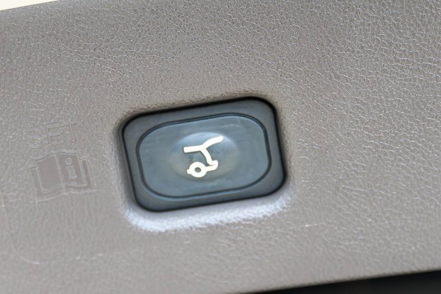 Used 2021 Lincoln Nautilus Reserve image 9