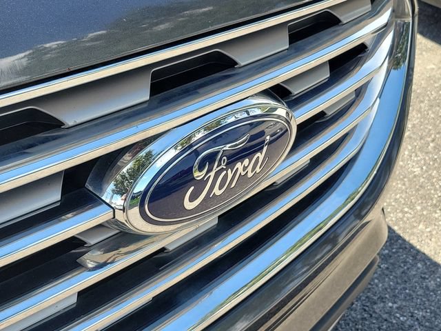 Used 2019 Ford Edge SEL w/ Equipment Group 201A FWD image 7