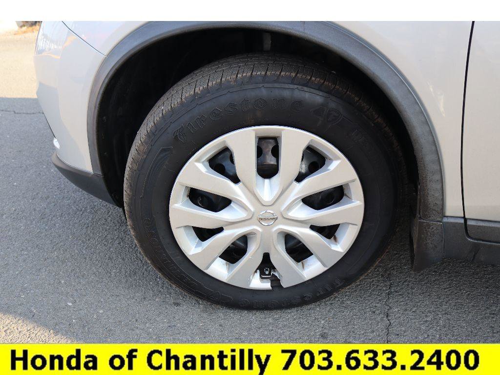 Used 2016 Nissan Rogue S w/ Appearance Package image 26