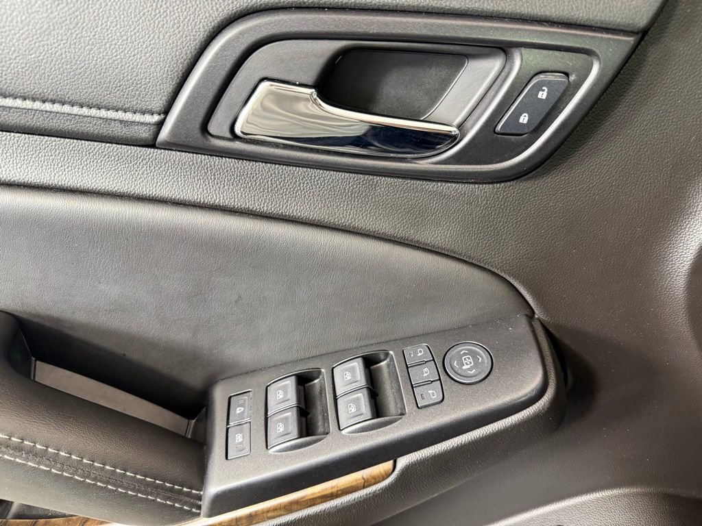 Used 2016 Chevrolet Suburban LT AWD/4WD image 21