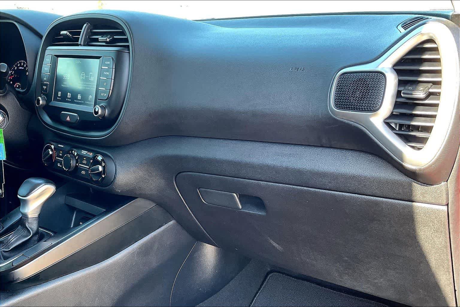 Certified 2021 Kia Soul X-Line FWD image 22
