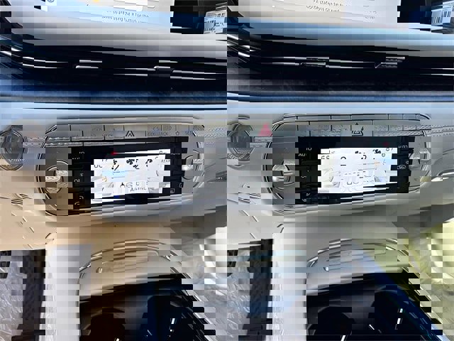 New 2026 Genesis G90 3.5T image 25