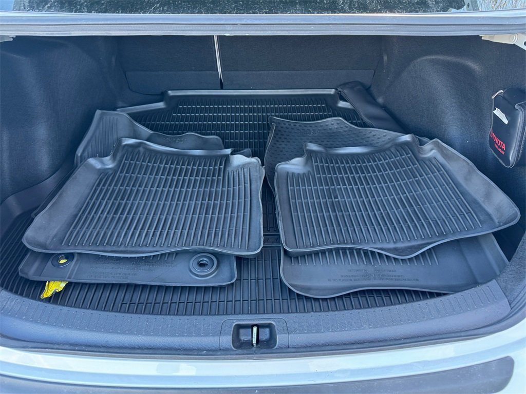 Used 2024 Toyota Corolla LE image 16