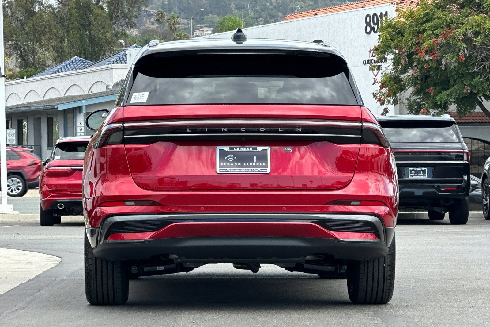 New 2026 Lincoln Nautilus Reserve w/ Jet Appearance Package AWD/4WD image 4
