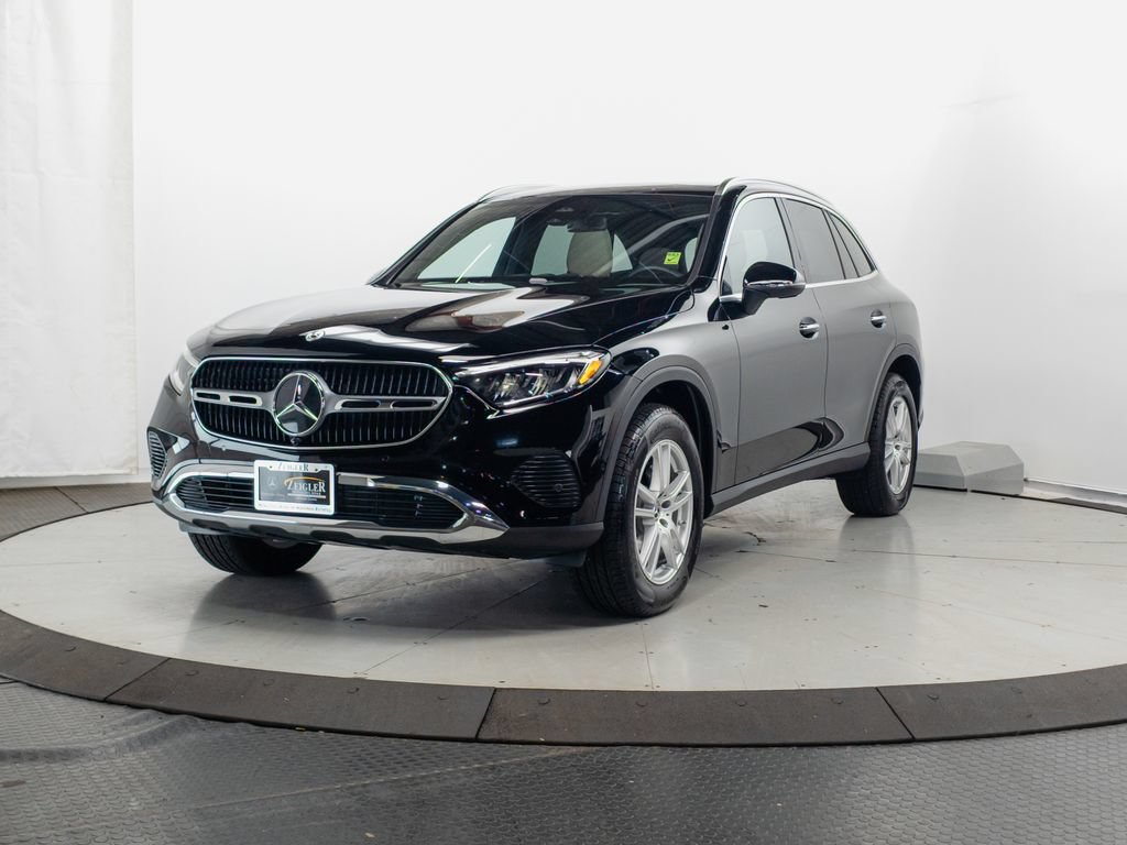 Certified 2026 Mercedes-Benz GLC 300 4MATIC image 3