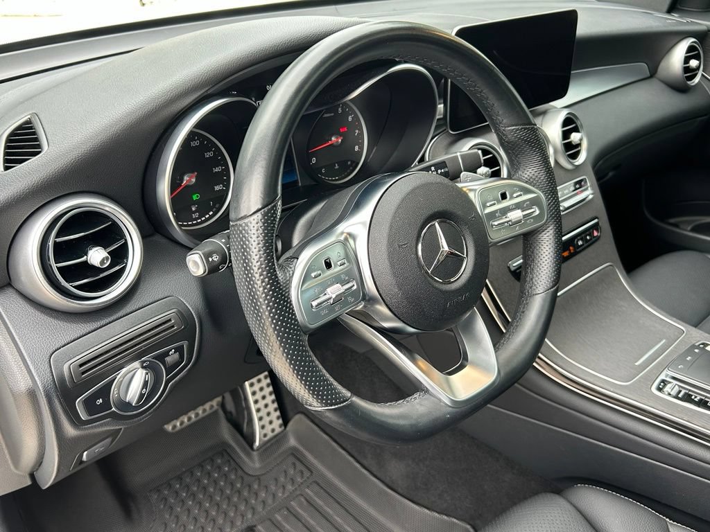 Used 2021 Mercedes-Benz GLC 300 4MATIC Coupe image 11