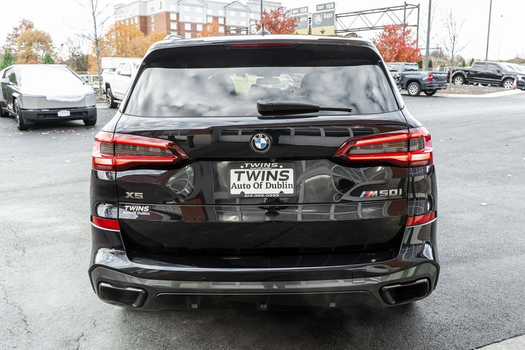 Used 2022 BMW X5 M50i w/ Executive Package image 34