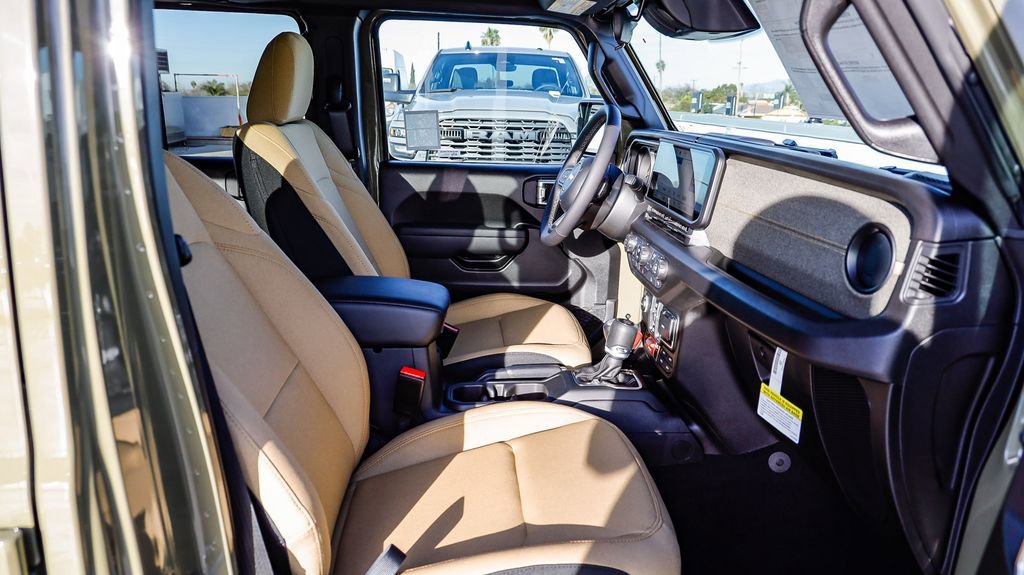 New 2026 Jeep Wrangler Unlimited Sport image 21