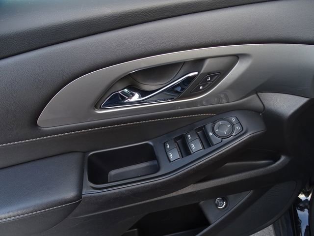 Used 2022 Chevrolet Traverse LT image 29