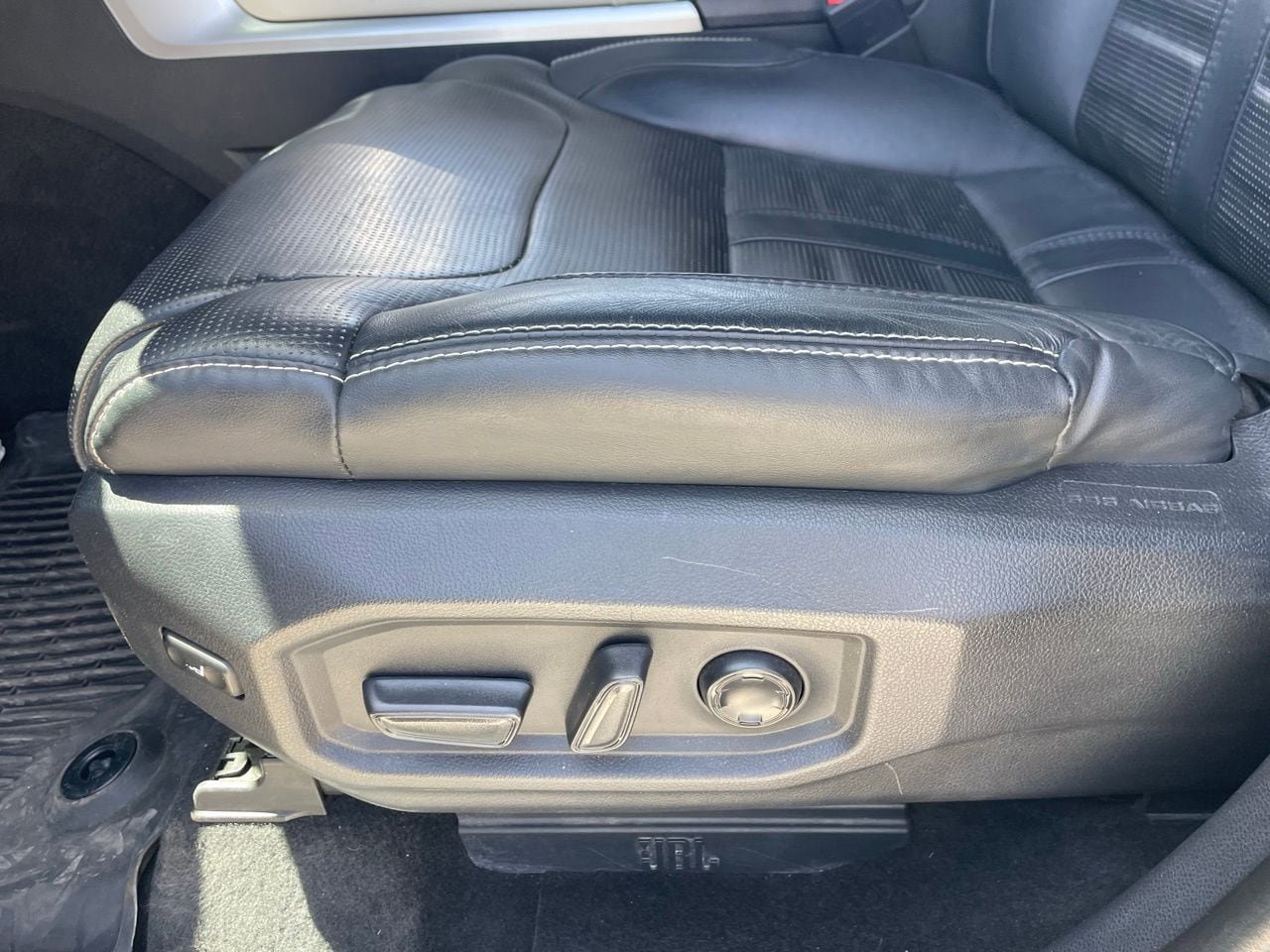Used 2023 Toyota Tundra Capstone AWD/4WD image 5