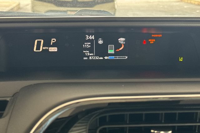 Used 2019 Toyota Prius C FWD image 19