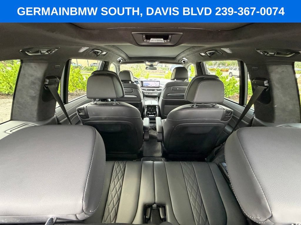 Used 2024 BMW X7 M60i w/ Executive Package AWD/4WD image 28