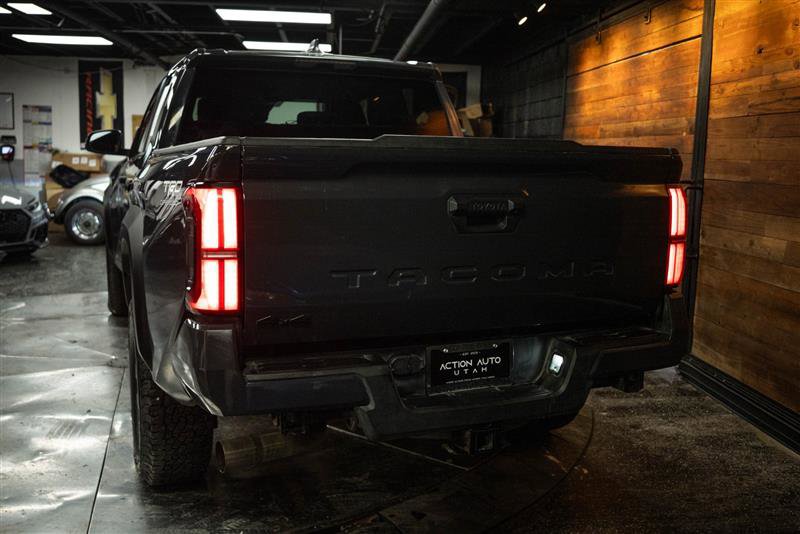 Used 2024 Toyota Tacoma TRD Off-Road image 6