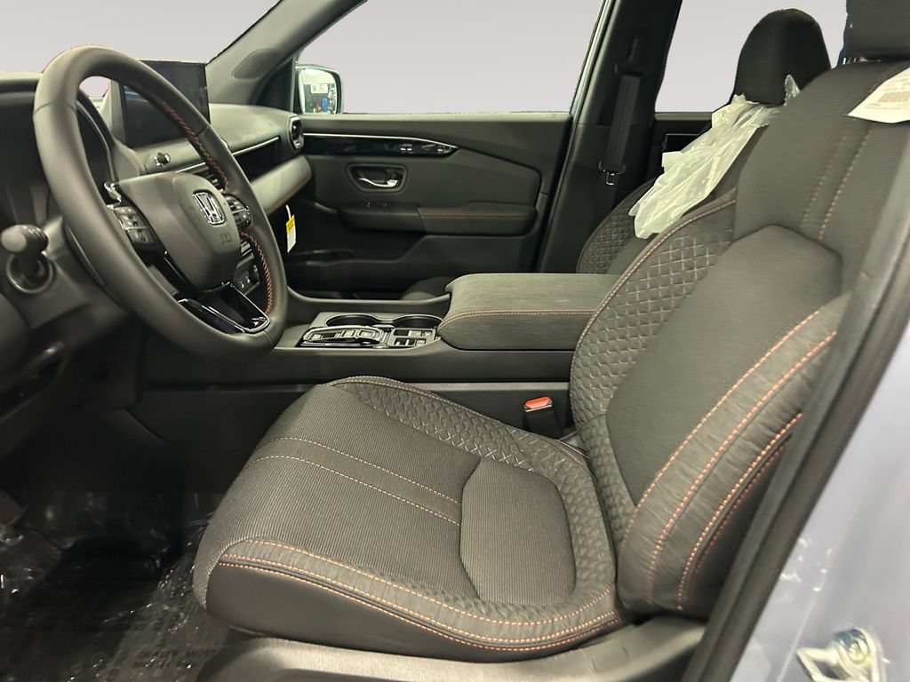 New 2026 Honda Pilot Sport image 9