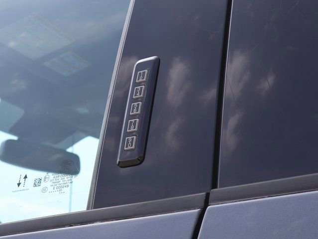 Used 2020 Ford F250 Lariat w/ Lariat Value Package image 24