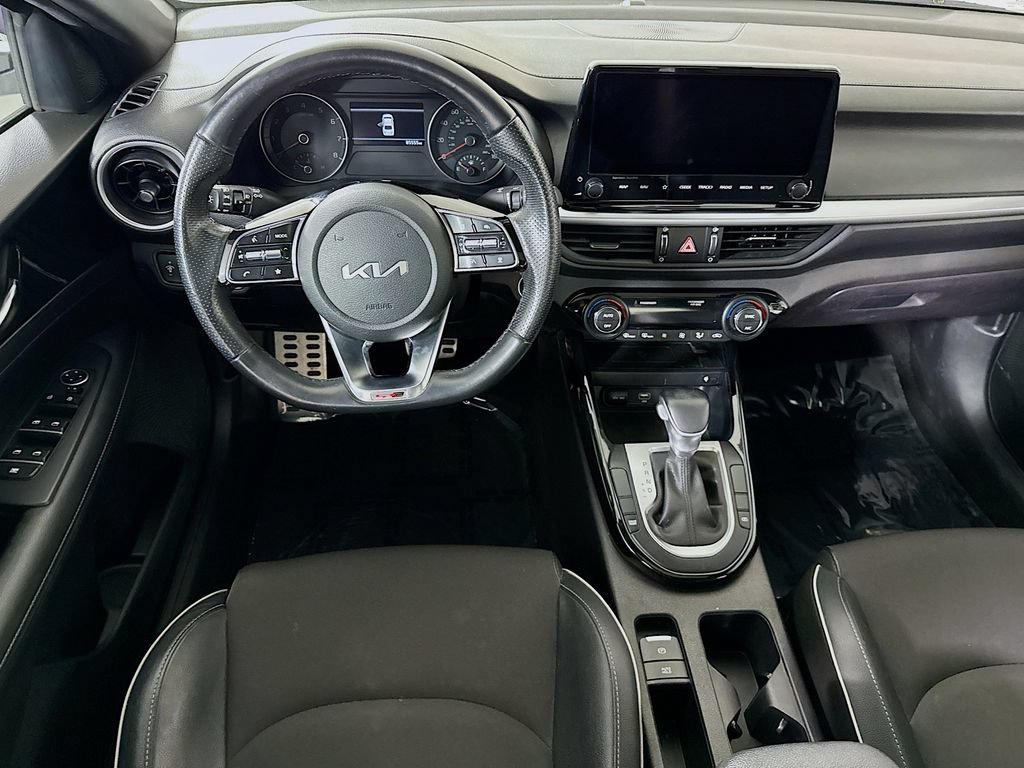 Used 2022 Kia Forte GT-Line w/ GT-Line Premium Package FWD image 3